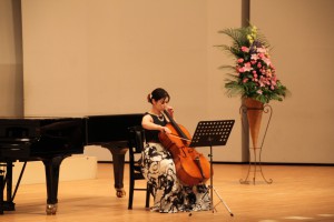 棟元名美さん